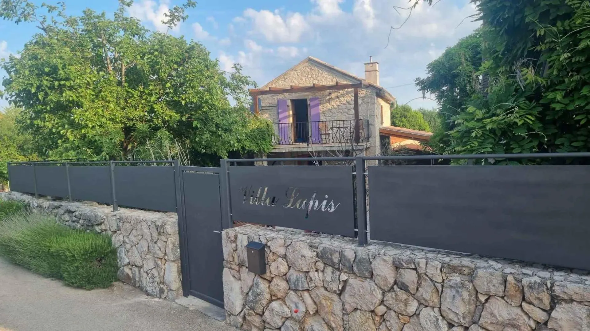 Apartment House And Apts. In Gabonjin - Insel Krk 50081 Croatia